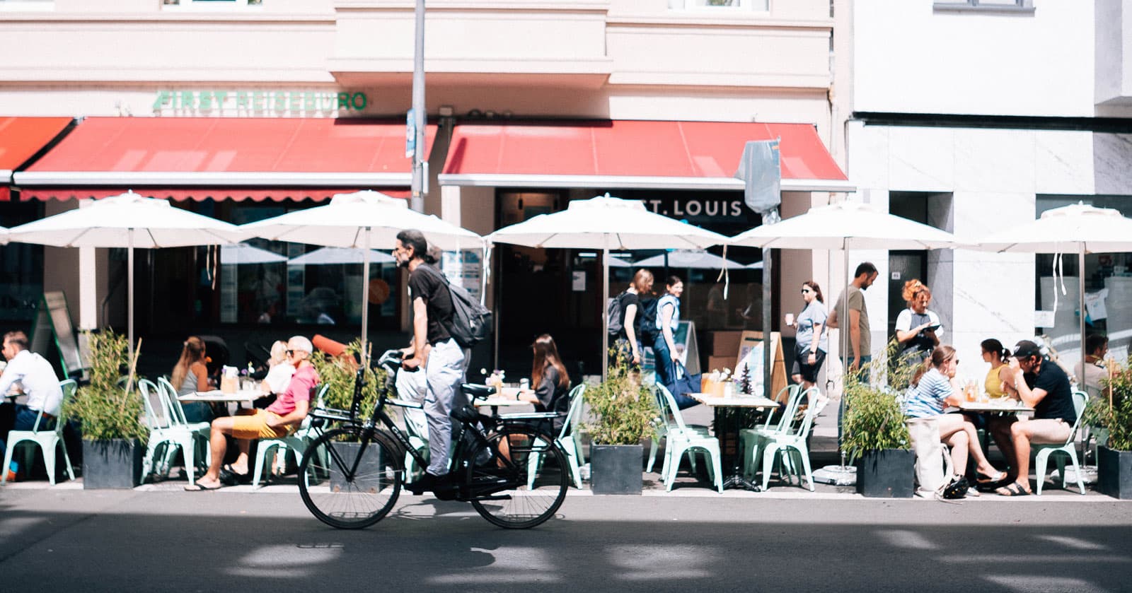 ST. LOUIS Breakfast | ST. LOUIS CAFÉ FEIERT GEBURTSTAG!